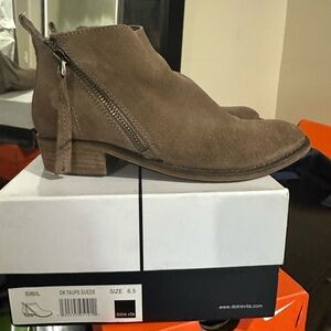 Dolce Vita Sunil suede boots
